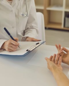 cirurgia de mão
